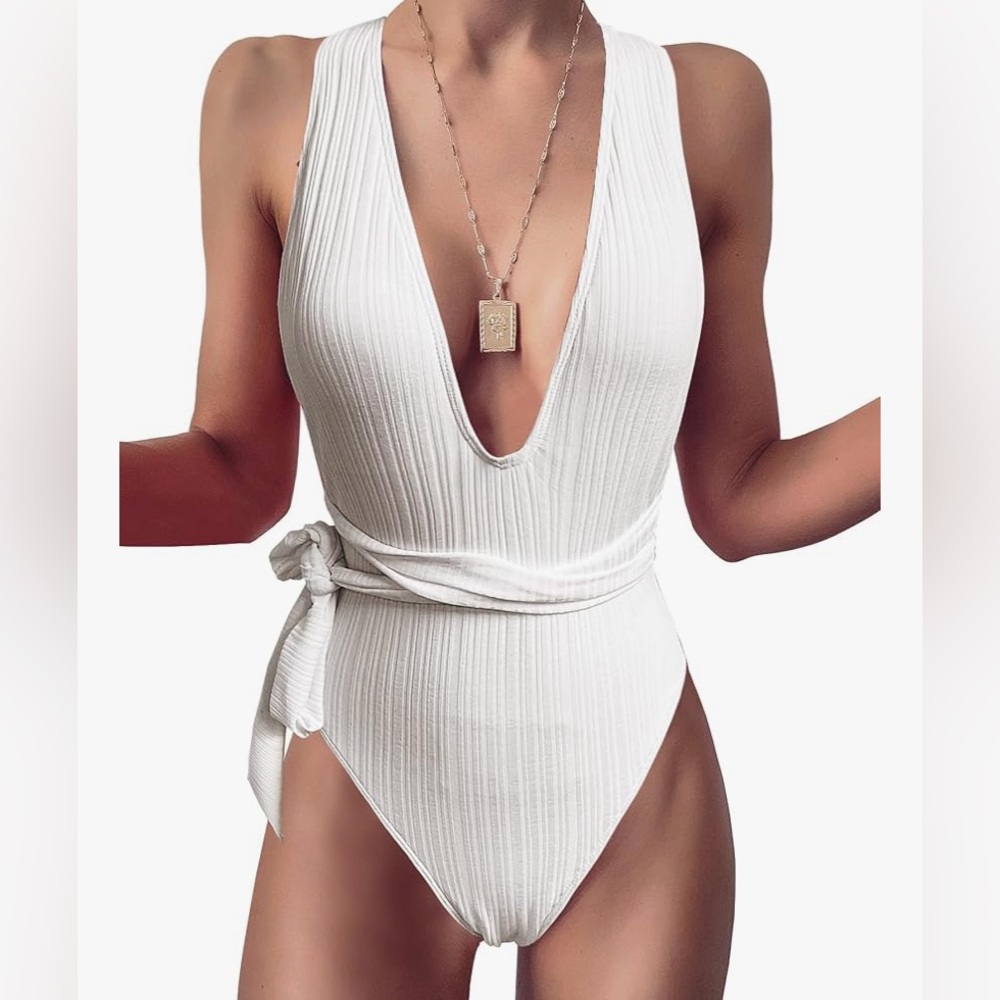 Women's White Plunge Criss-cross Stap One Piece Swimsuit